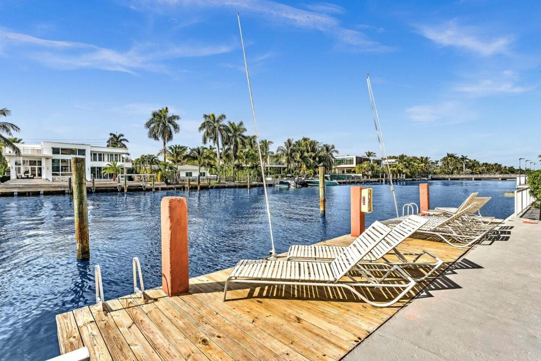 Photo of Others in Bay Harbor Islands