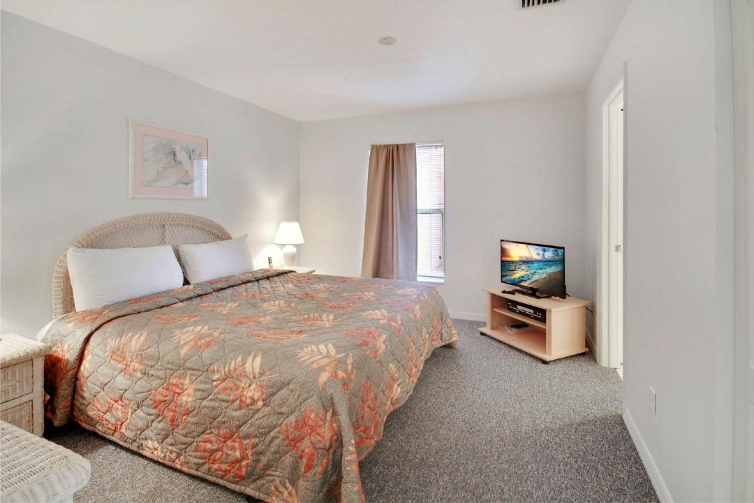 Photo of Bedroom in Treasure Island