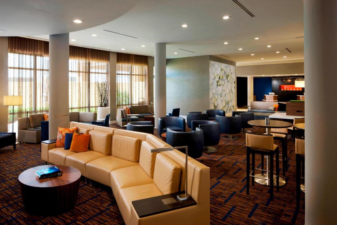 Photo of Livingroom in Downtown