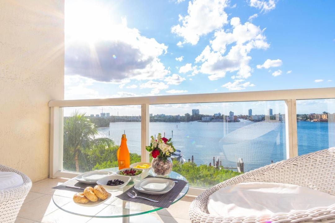 Photo of Patio Balcony in Sunny Isles Beach