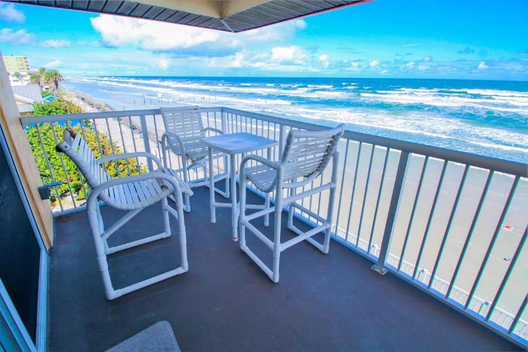 Photo of Patio Balcony in Point East