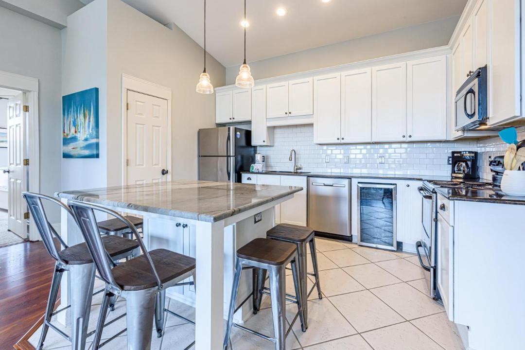Photo of Kitchen in Dune Allen Beach