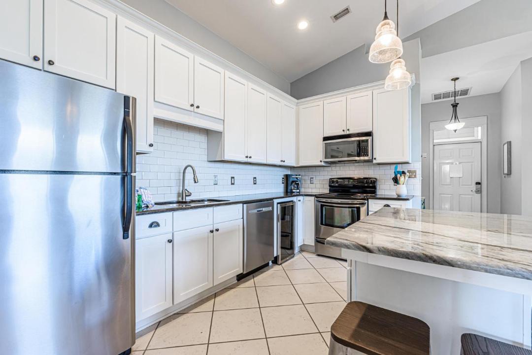 Photo of Kitchen in Dune Allen Beach