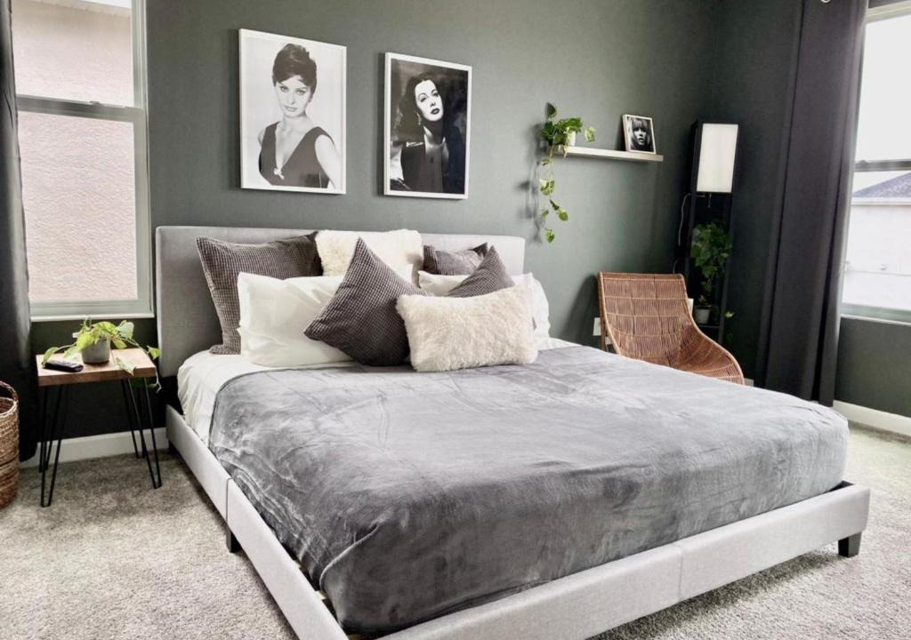 Photo of Bedroom in Bay Lake