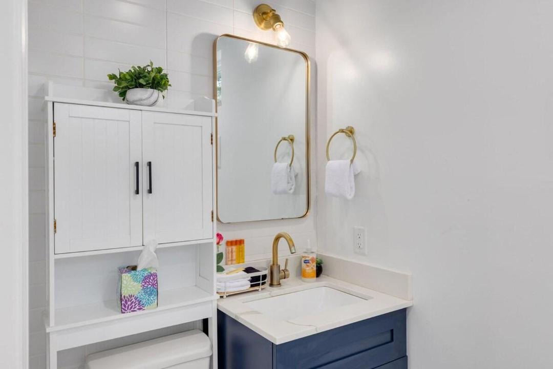 Photo of Bathroom in Downtown Dunedin