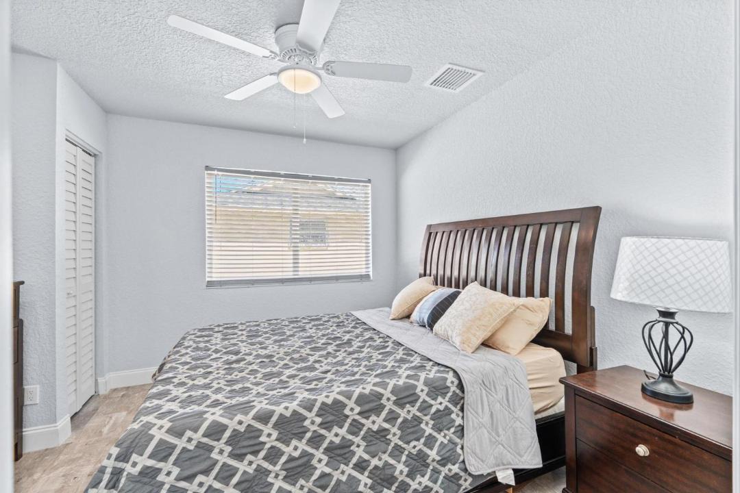 Photo of Bedroom in Riviera Beach