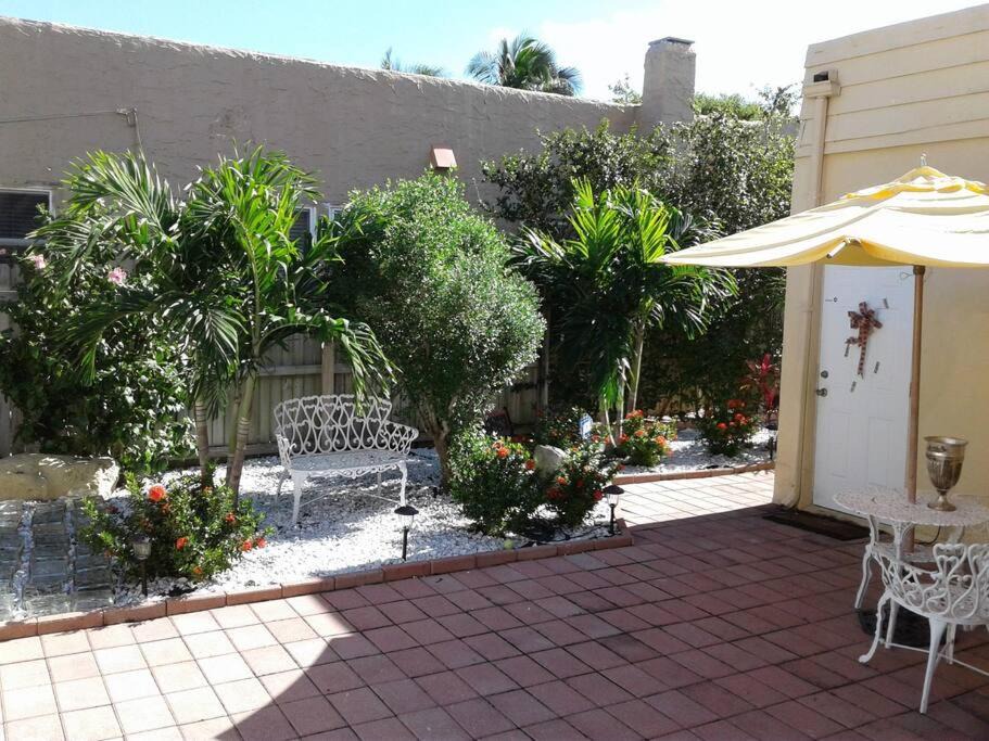 Photo of Patio Balcony in West Palm Beach