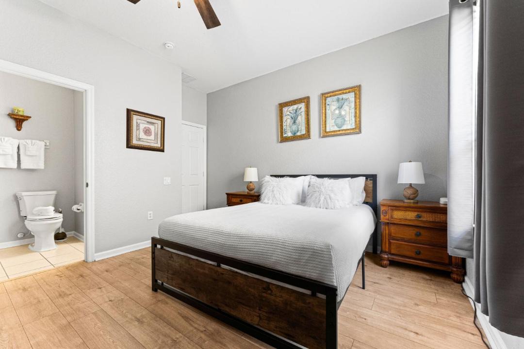 Photo of Bedroom in Windsor Hills