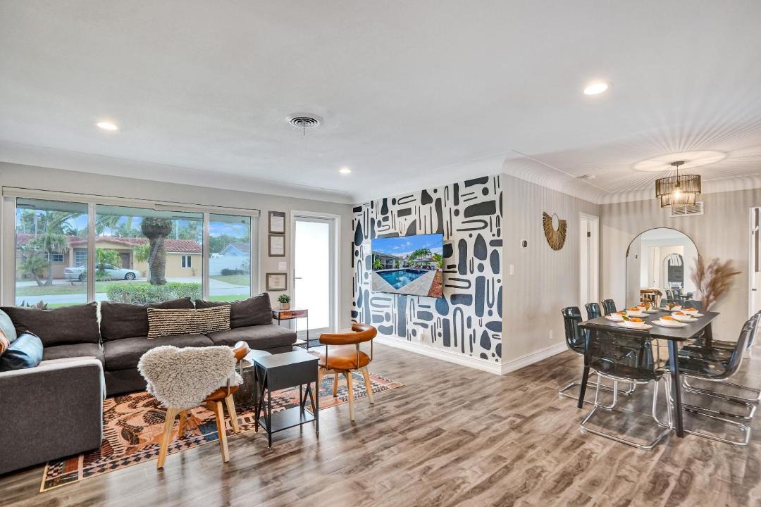 Photo of Others in Coral Ridge Isles