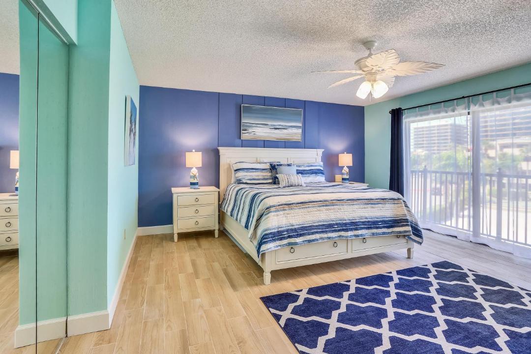 Photo of Bedroom in Sunset Beach