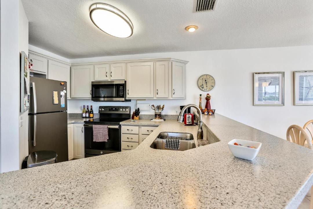 Photo of Kitchen in Treasure Island