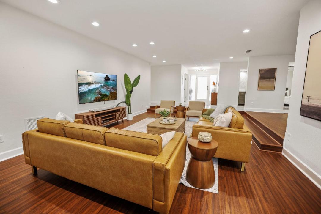 Photo of Livingroom in Seminole