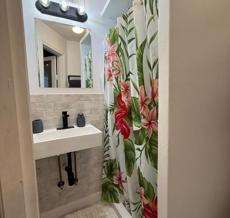 Photo of Bathroom in Southwest