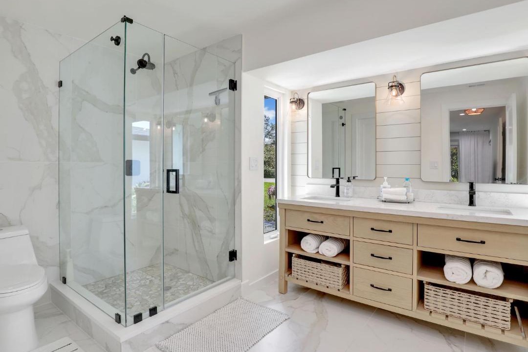 Photo of Bathroom in East Naples