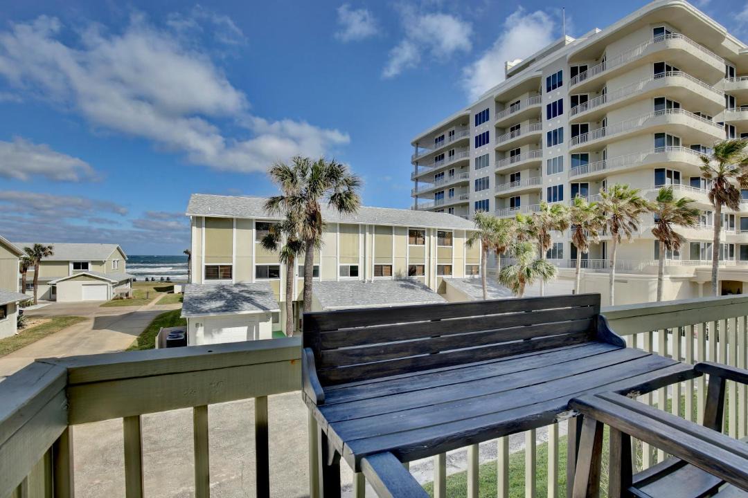 Photo of Patio Balcony in New Smyrna Beach