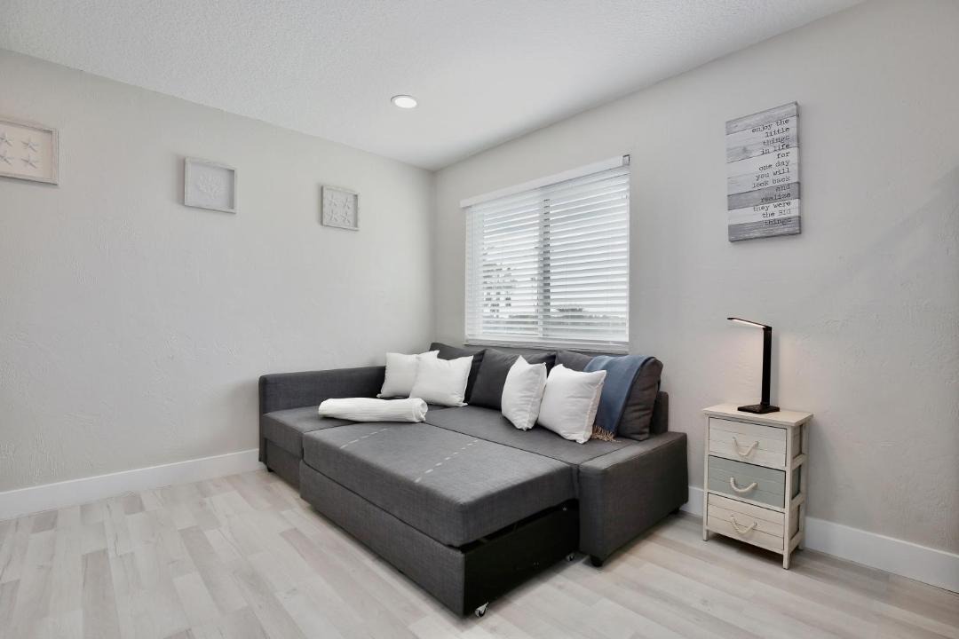 Photo of Bedroom in New Smyrna Beach