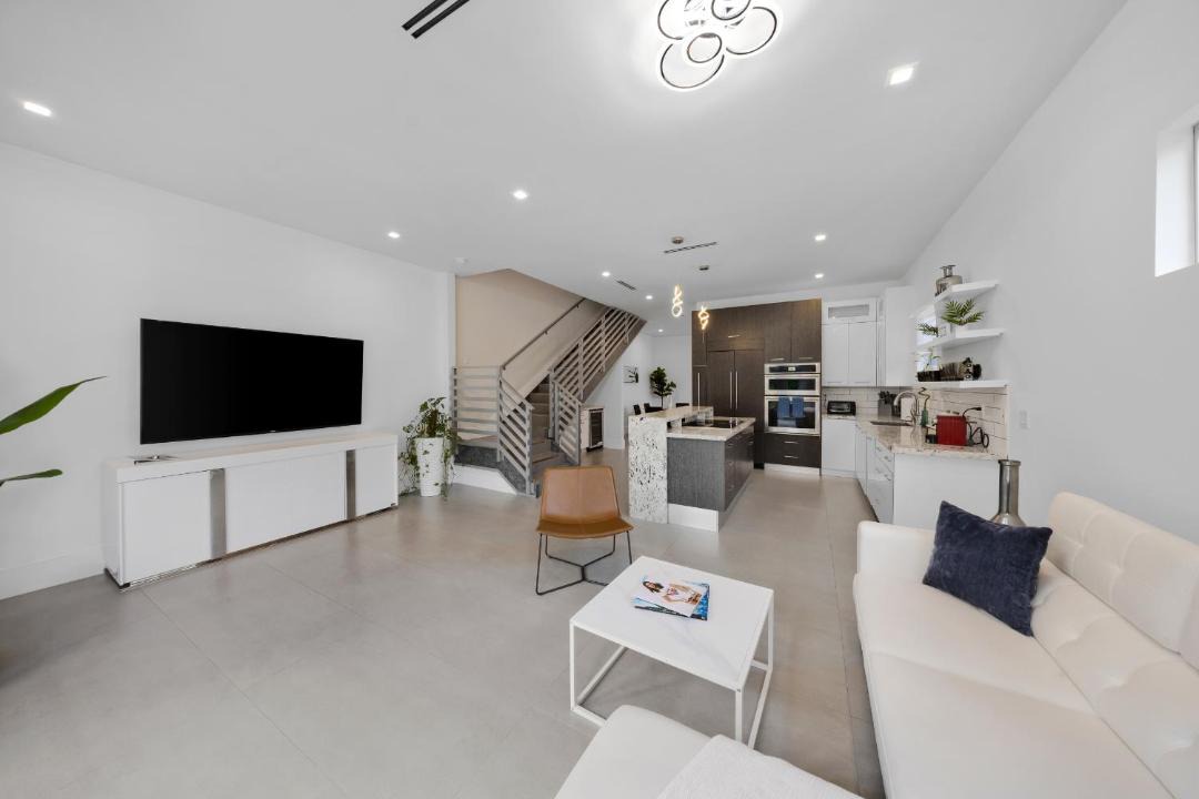 Photo of Livingroom in Southwest Coconut Grove
