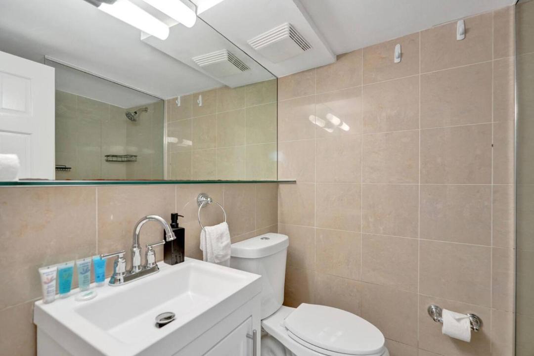 Photo of Bathroom in Sailboat Bend