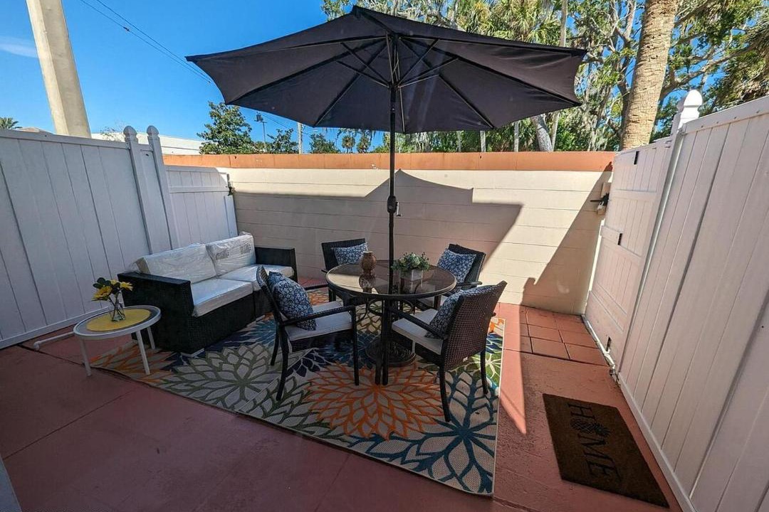 Photo of Patio Balcony in South Daytona