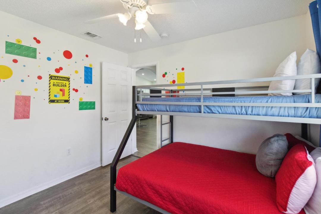 Photo of Bedroom in Thousand Oaks