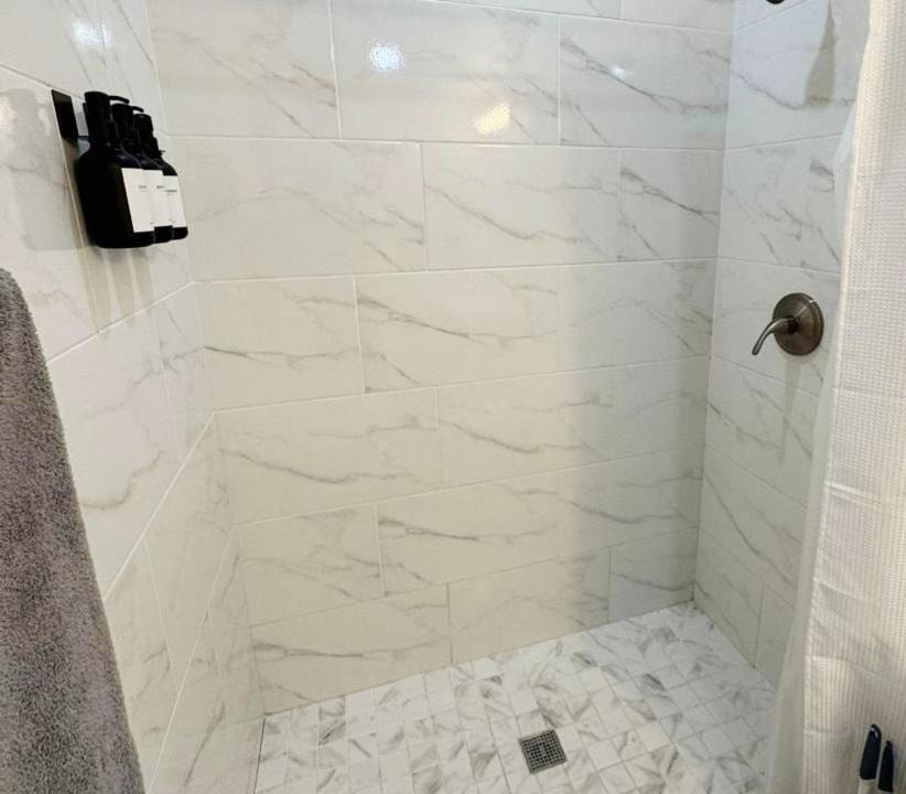 Photo of Bathroom in Gladeview