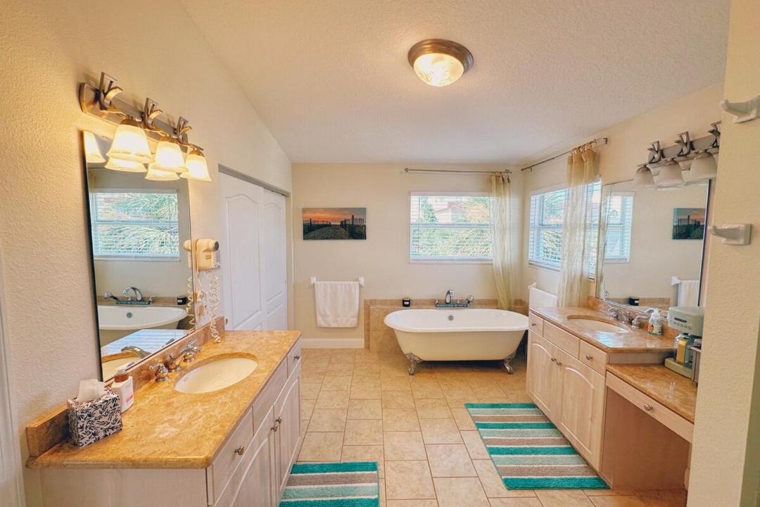 Photo of Bathroom in Horton Shores