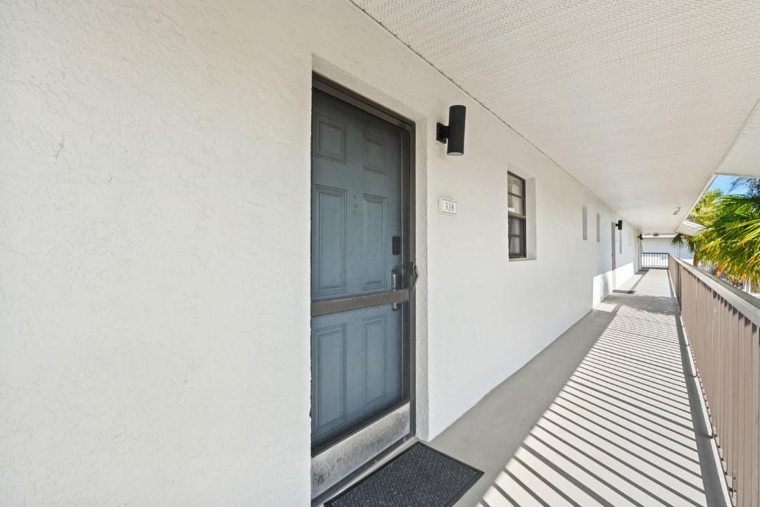 Photo of Patio Balcony in Park Shore