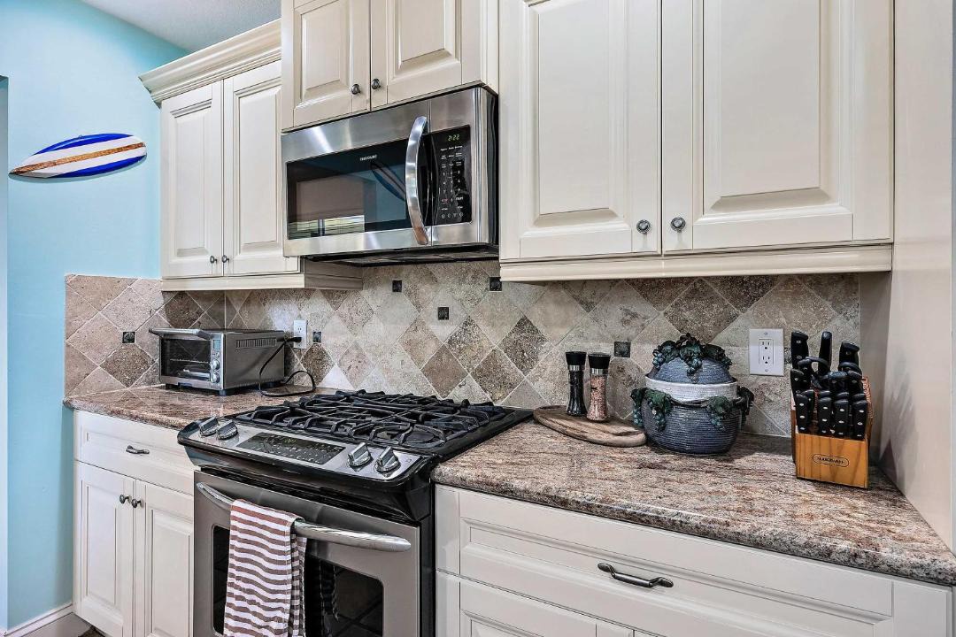 Photo of Kitchen in Parrot Cove