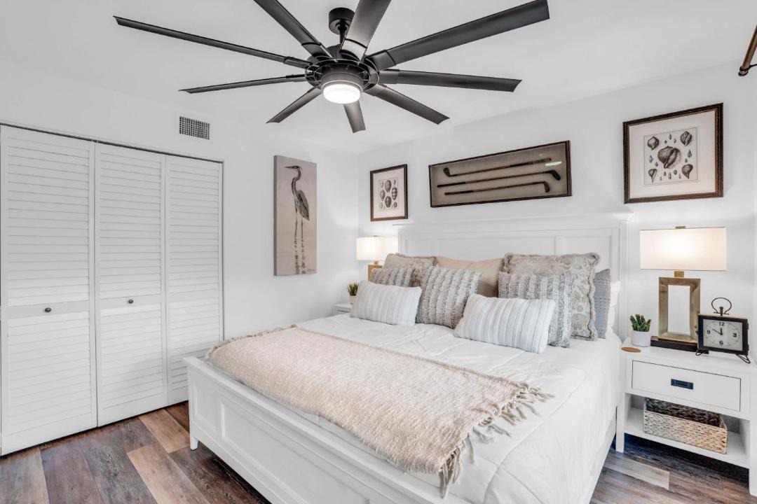 Photo of Bedroom in Park Shore