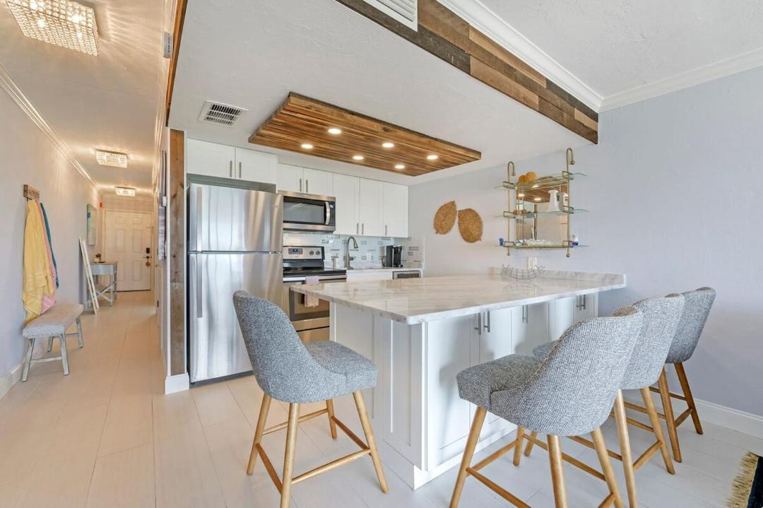 Photo of Kitchen in Vanderbilt Beach