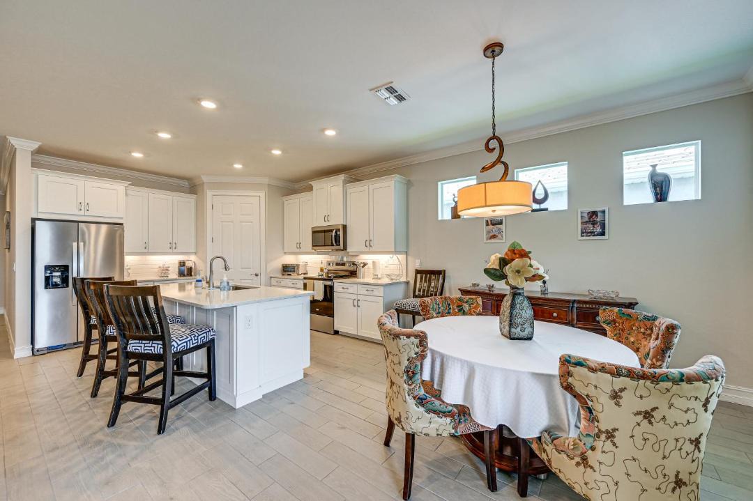 Photo of Others in Naples