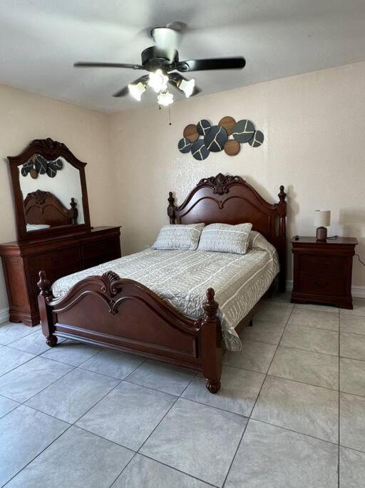 Photo of Bedroom in Caloosahatchee