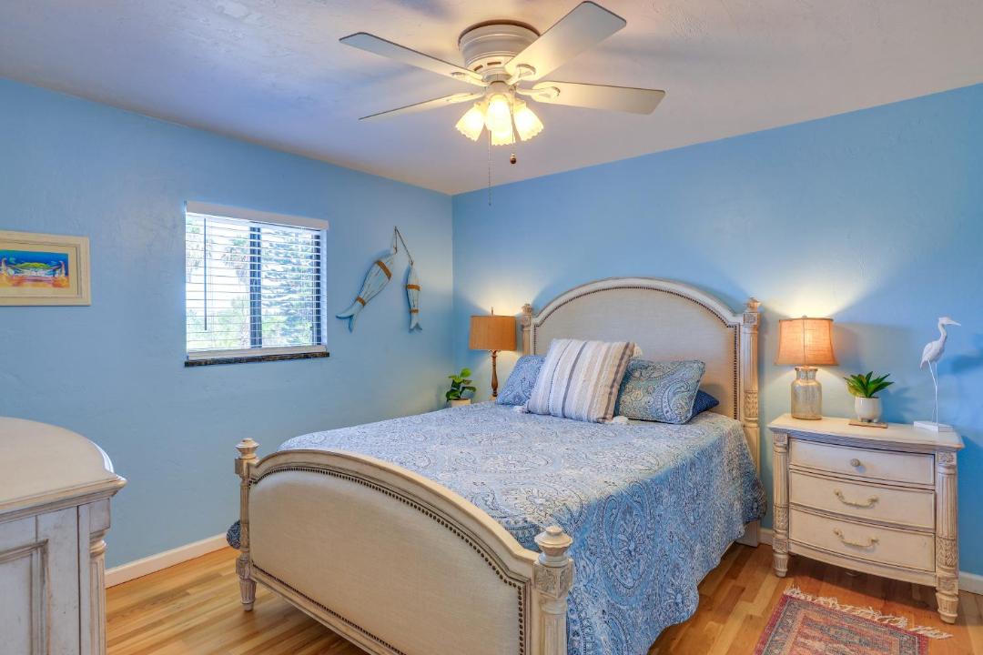 Photo of Bedroom in Cedar Key