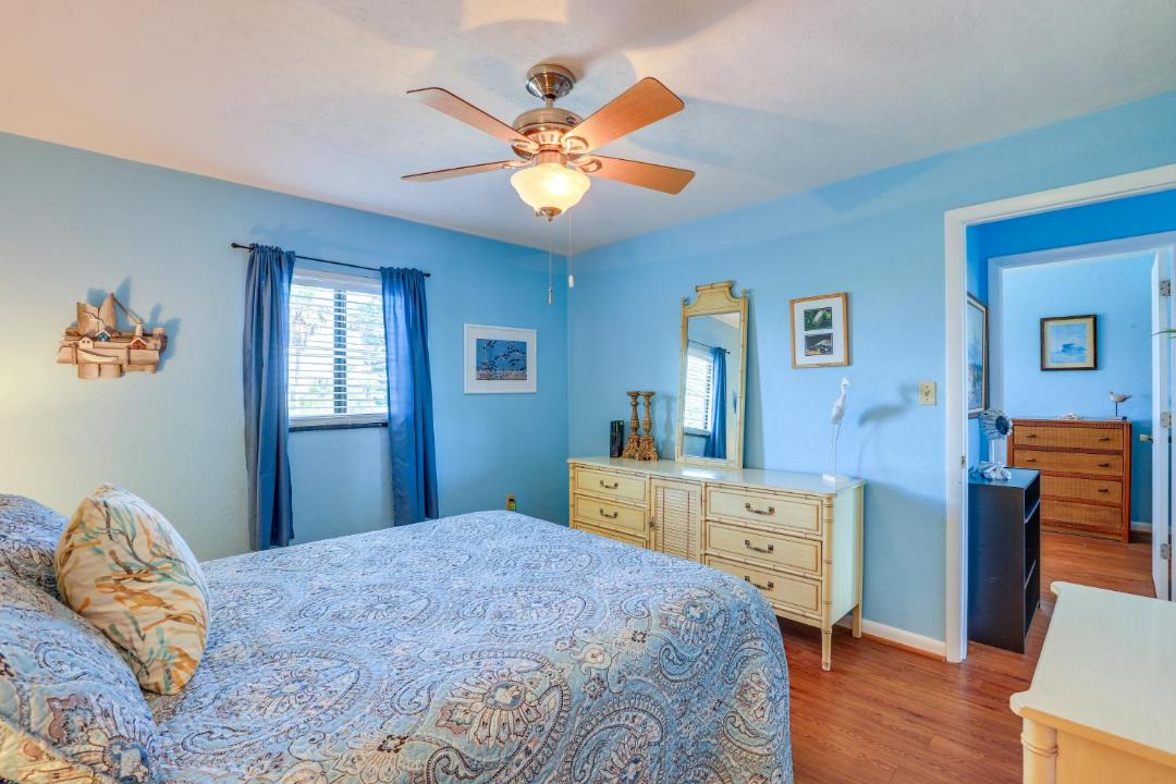 Photo of Bedroom in Cedar Key