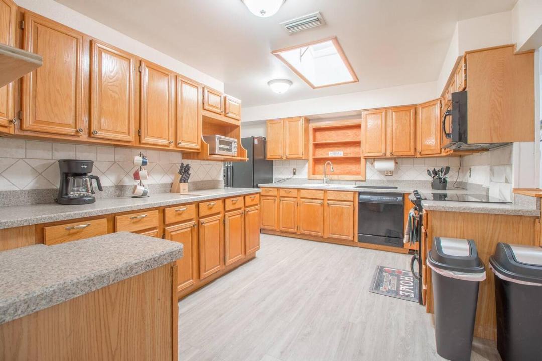 Photo of Kitchen in Dover Shores East