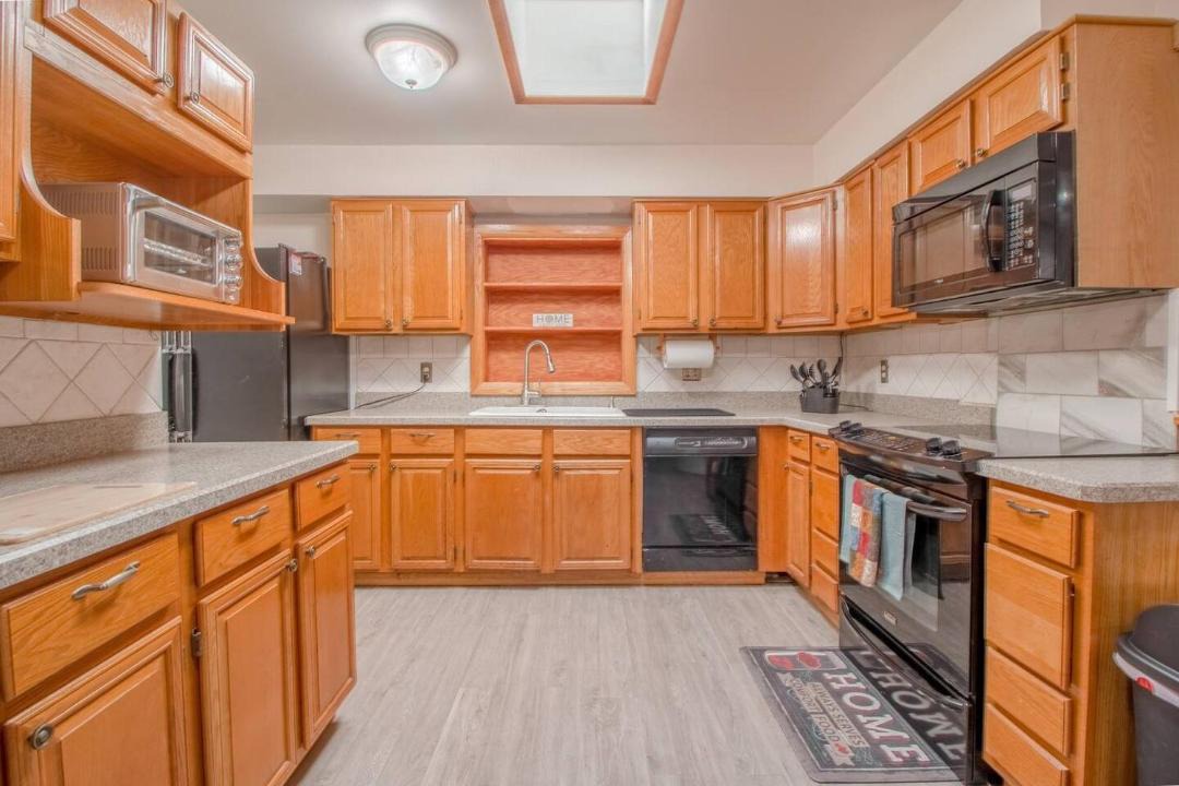 Photo of Kitchen in Dover Shores East