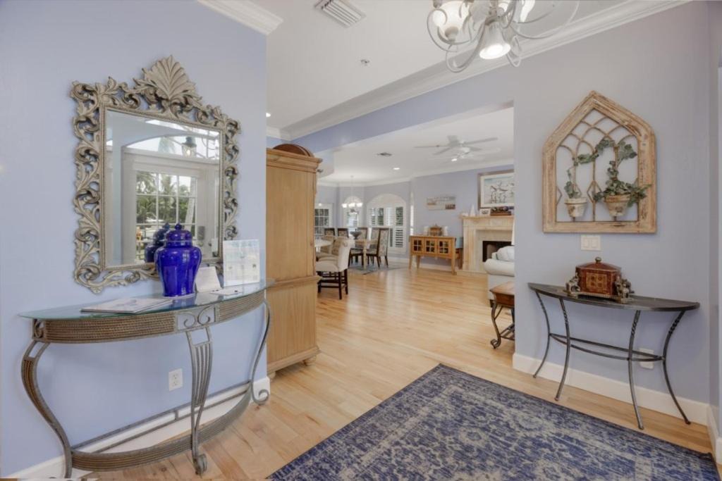 Photo of Livingroom in Captiva