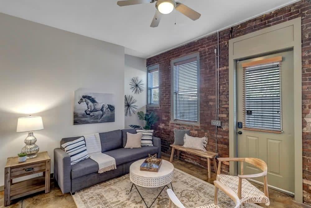 Photo of Livingroom in Springfield