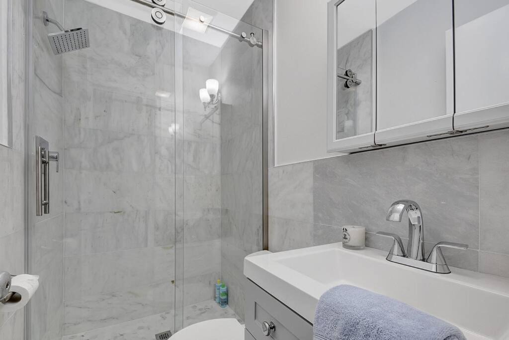 Photo of Bathroom in Parker Ridge