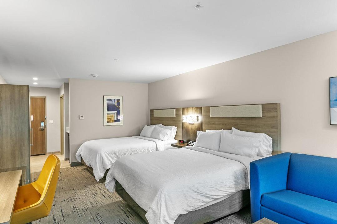 Photo of Bedroom in Laurel