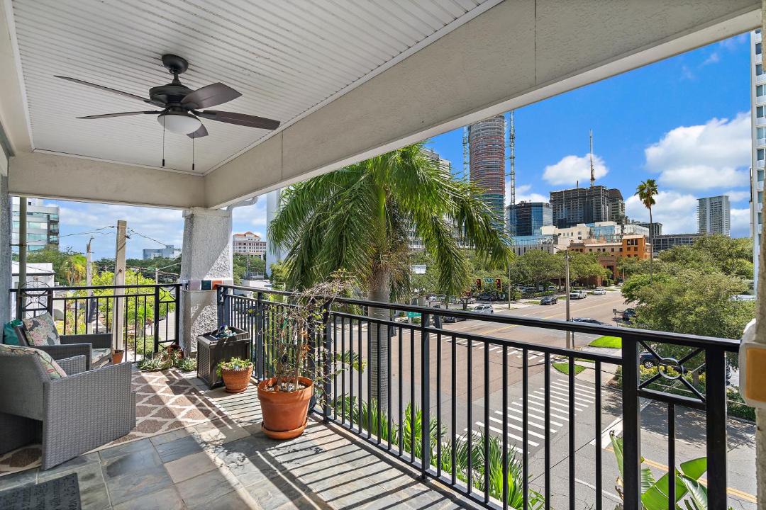 Photo of Patio Balcony in St. Petersburg