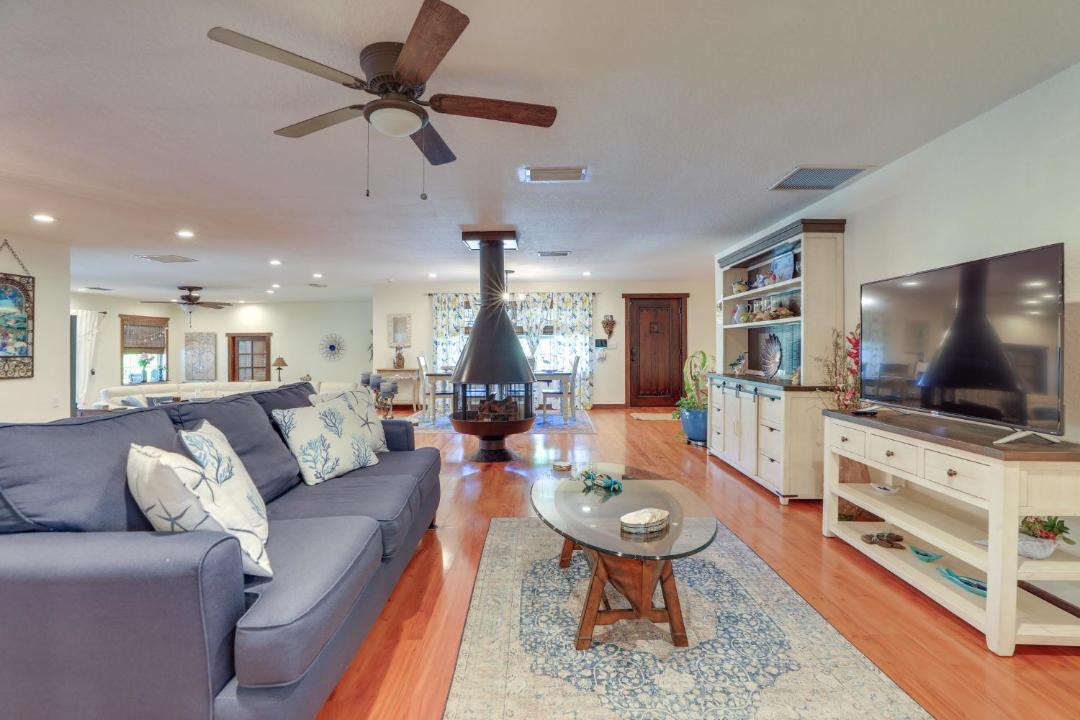 Photo of Livingroom in Flora Villa