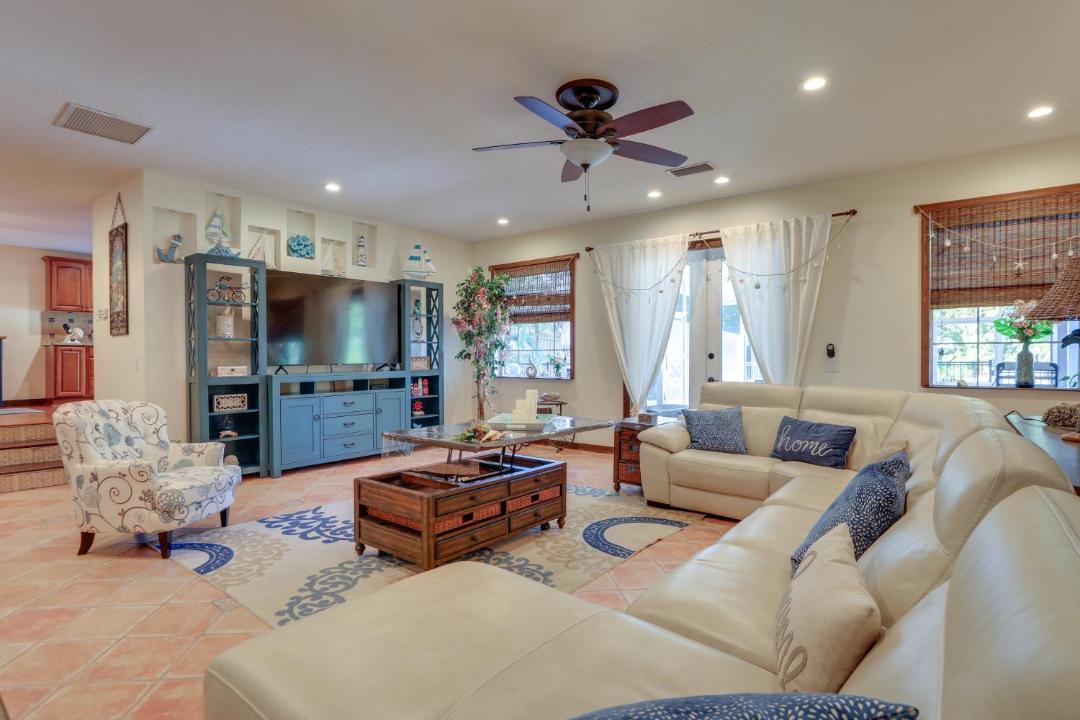 Photo of Livingroom in Flora Villa