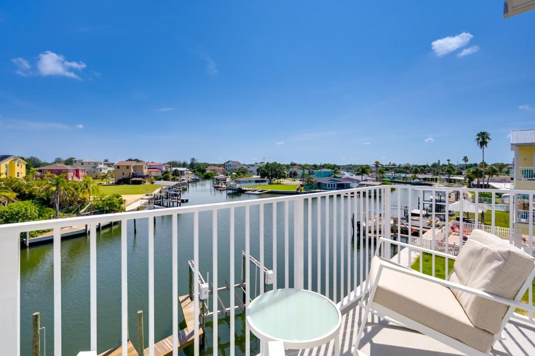 Photo of Patio Balcony in Hudson Beach Estates