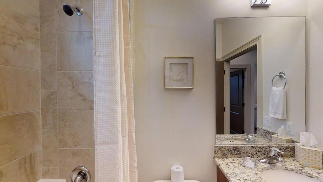 Photo of Bathroom in Oviedo