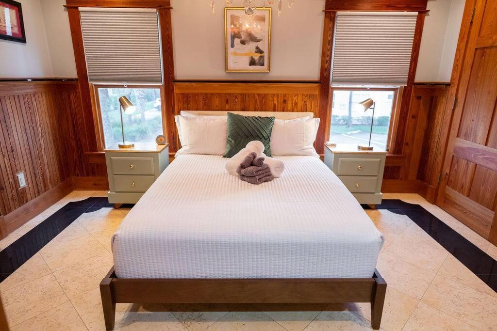 Photo of Bedroom in Jacksonville Beach