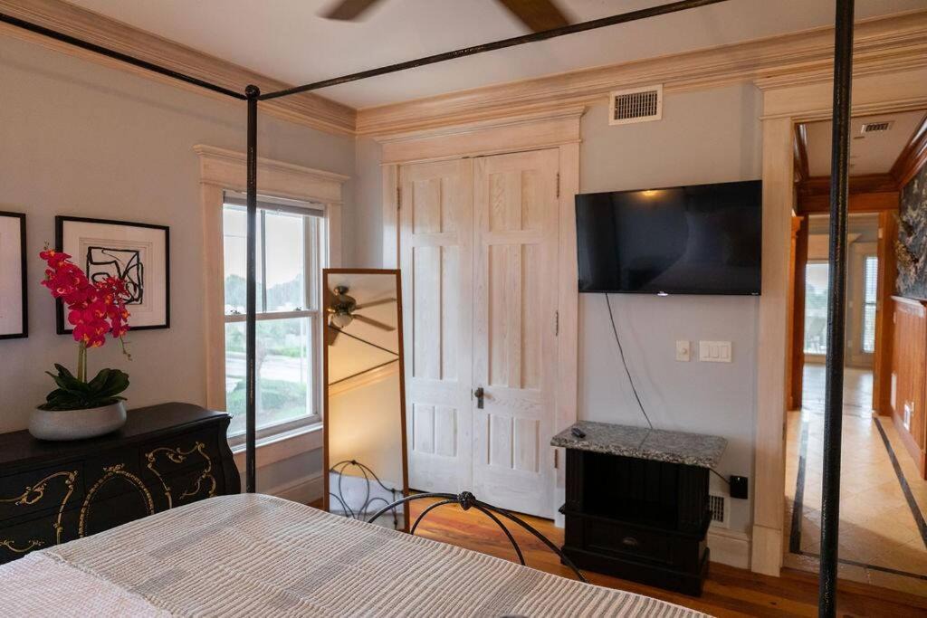 Photo of Bedroom in Jacksonville Beach