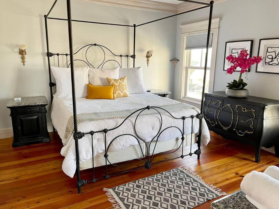Photo of Bedroom in Jacksonville Beach
