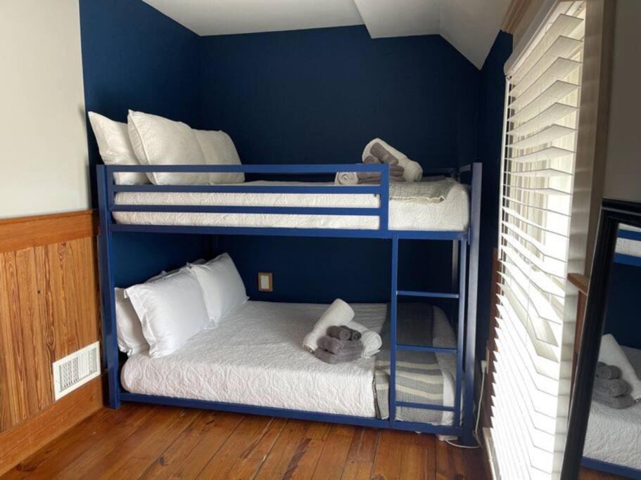 Photo of Bedroom in Jacksonville Beach