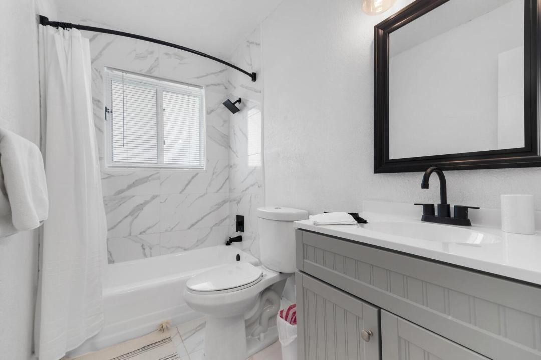 Photo of Bathroom in Pompano Isles